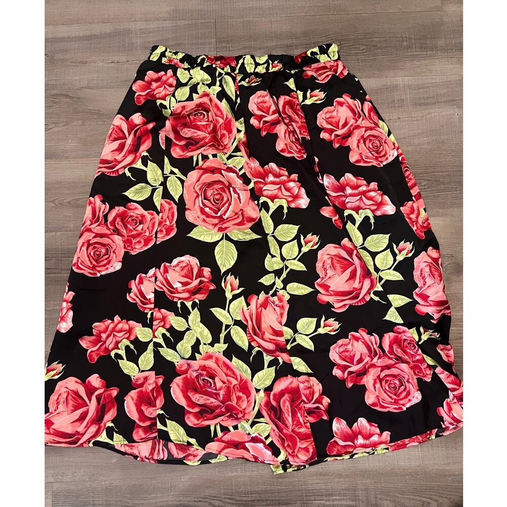 NWT Roses Floral Maxi Skirt w/ Pockets - Picture 3 of 4